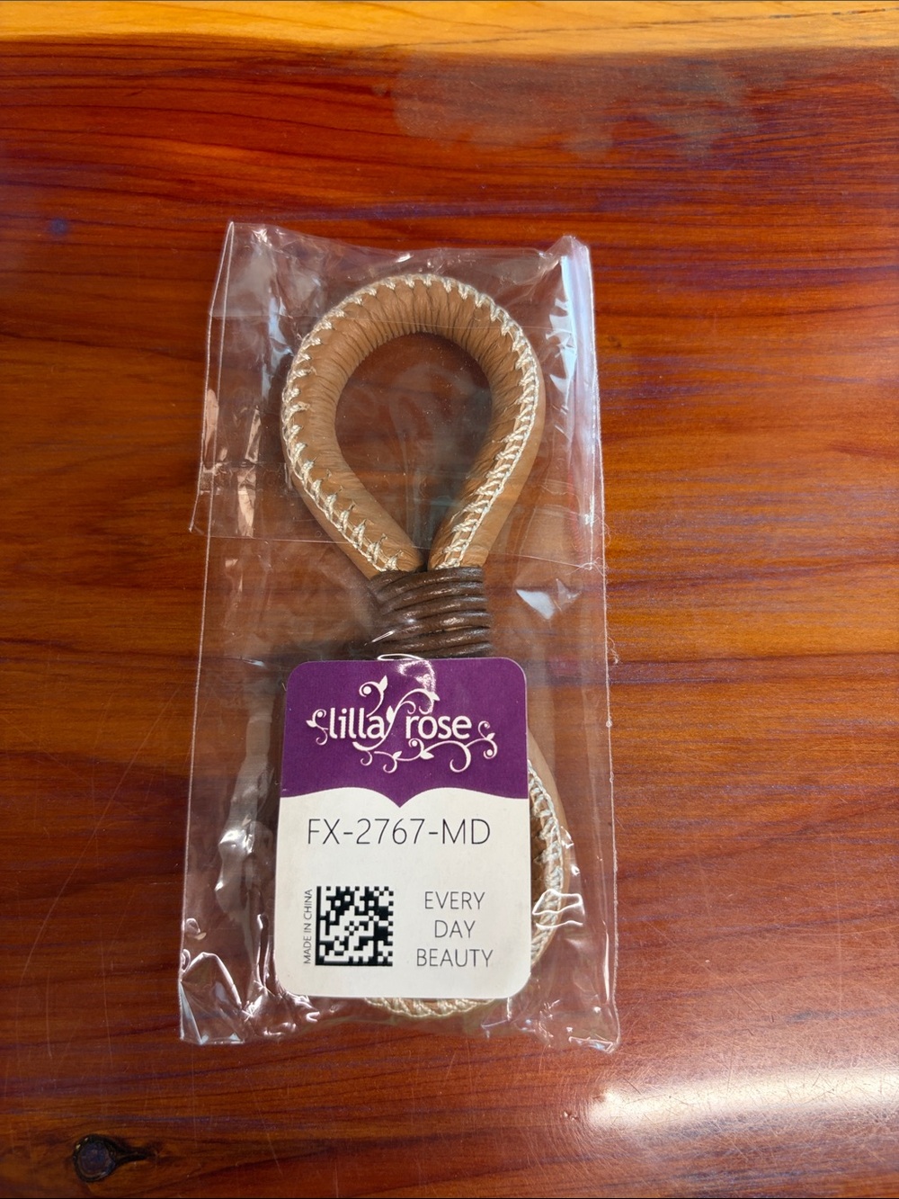 Set of Lilla Rose Hairclips - Picture 3 of 6
